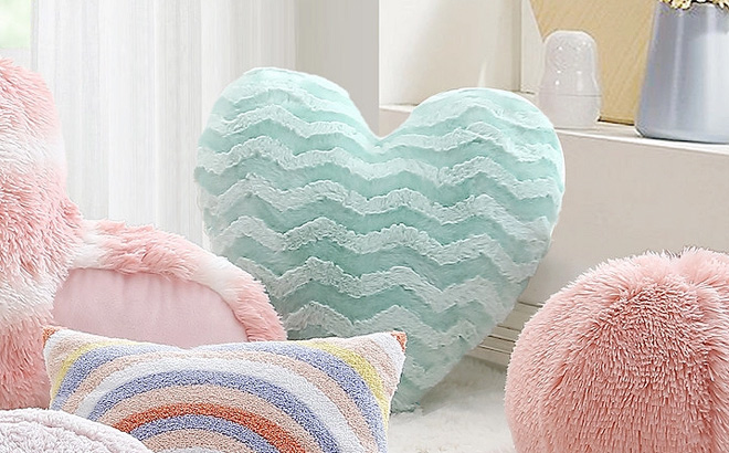 Koolaburra by UGG Kids Nomi Carved Faux Fur Throw Pillow Koolaburra by UGG Kids Nomi Carved Faux Fur Throw Pillow
