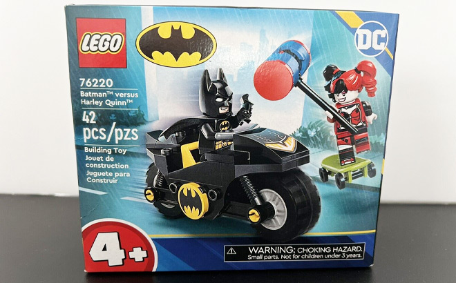 LEGO 42 Piece Batman Versus Harley Quinn Set