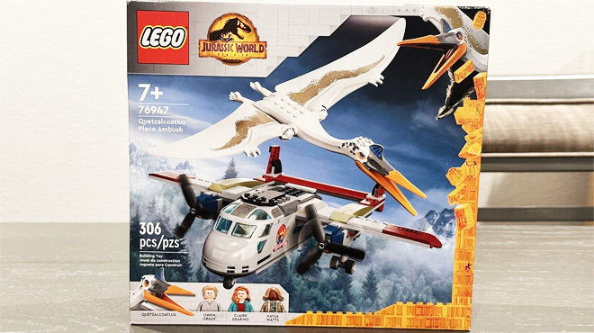 LEGO Jurassic World Quetzalcoatlus Plane Ambush Building Kit