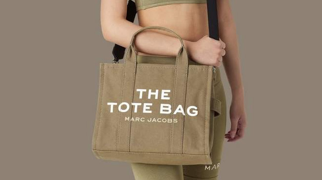 Marc Jacobs the tote bag medium