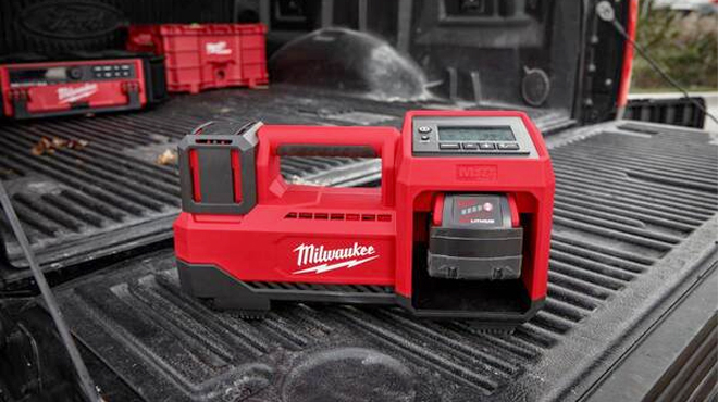 Milwaukee M18 18 Volt Lithium Ion Cordless Inflator with Two 5 0ah and Charger