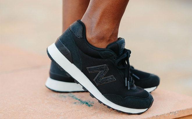 New Balance Womens 515 V3 Sneakers in Black