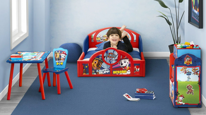 Nick Jr PAW Patrol 4 Piece Room in a Box Toddler Bedroom Set