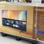 Samsung Crystal UHD Smart Tv