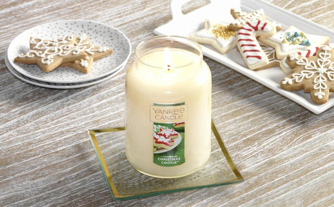 Yankee Candle Christmas Cookie Scented Classic 22oz Large Jar Single Wick Candle