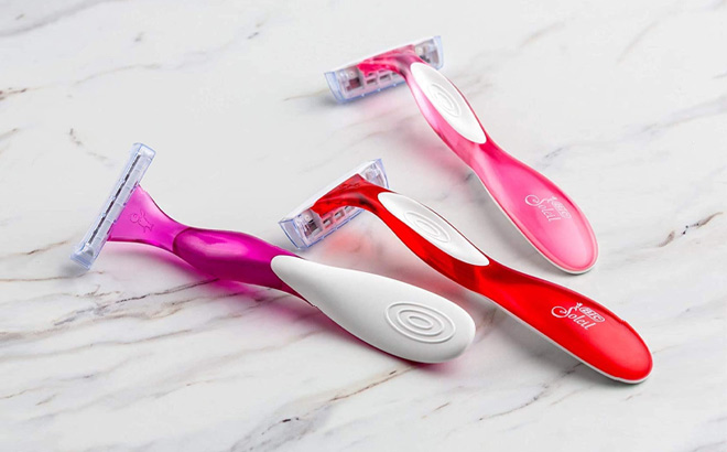 BIC Soleil Smooth Colors Razors on the Table