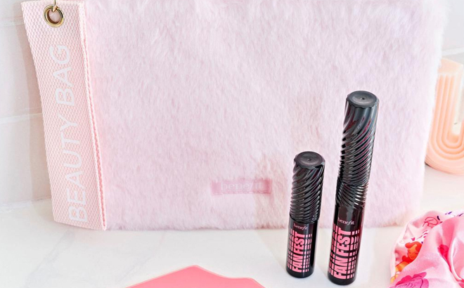 Benefit Cosmetics Two Fan Fest Mascaras with Bag Set