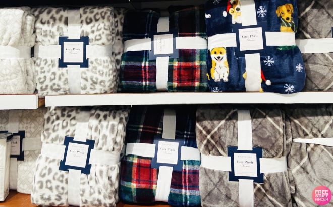 Carter Club Cozy Plush Throws Overview at Macys