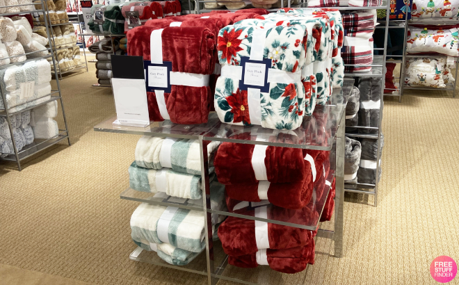 Charter Club Cozy Plush Throw Overview