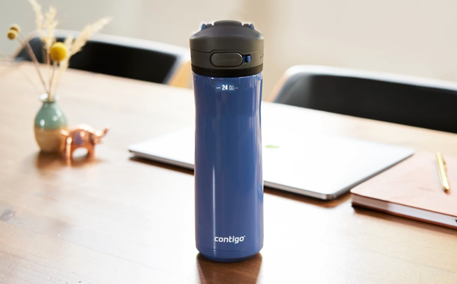 Contigo Ashland Chill Stainless Steel Water Bottle in Blue Corn Contigo Ashland Chill Stainless Steel Water Bottle in Blue Corn