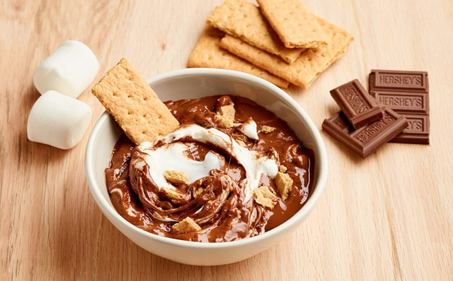 HERSHEYS Milk Chocolate Candy Bars in a Bowl
