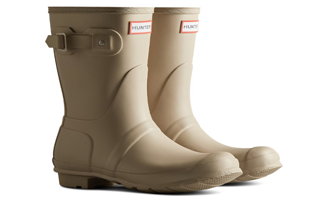 Hunter Original Short Rubber Boots in Stone Color