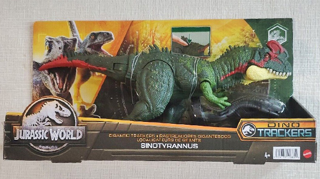 Jurassic World Dominion Gigantic Trackers Sinotyrannus