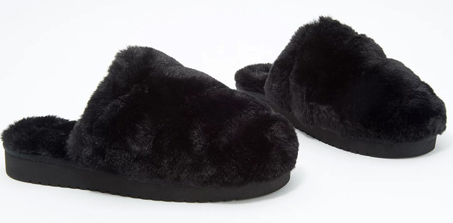 Koolaburra by UGG Abstract Fluff Slippers in Black Color on White Surface