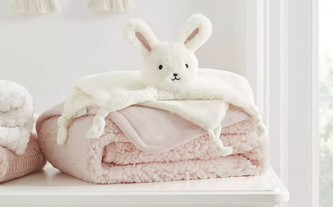 Koolaburra by UGG Baby Edith Blanket Bunny Thumbie Gift Set