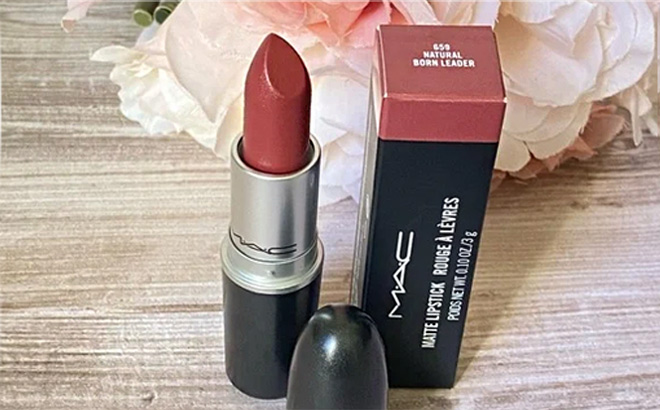 MAC Cosmetics Matte Lipstick in Natural Born Leader Shade