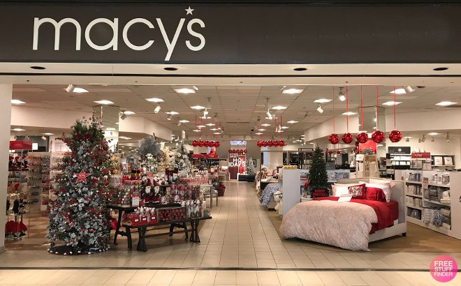 Macys Christmas Decorated Storefront