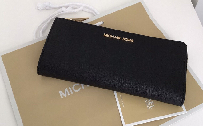 Michael Kors Jet Set Travel Large Saffiano Leather Quarter Zip Wallet in Black Color