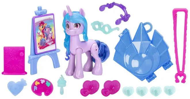 My Little Pony Make Your Mark Toy Izzy Moonbow 16 Piece Set
