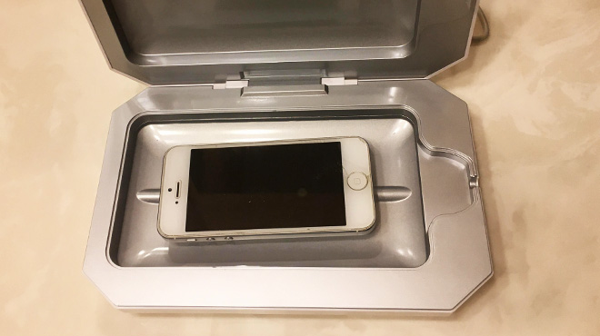 PhoneSoap Basic UV C Sanitizer with an iPhone