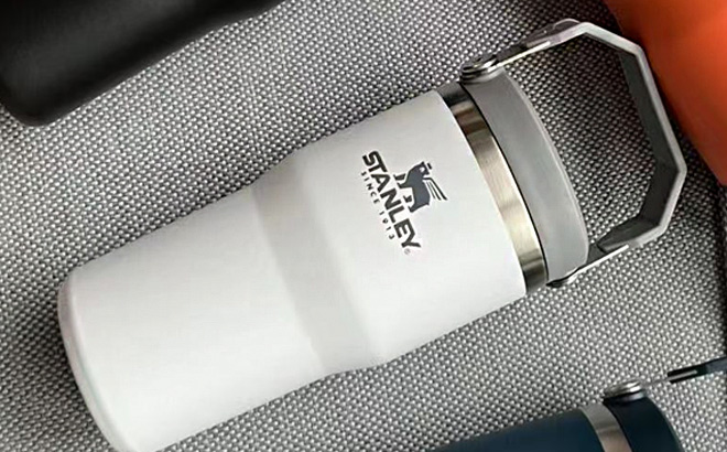 Stanley IceFlow Flip Straw Tumbler in Polar Color Stanley IceFlow Flip Straw Tumbler in Polar Color