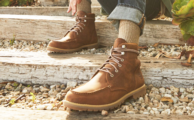 Timberland Mens Redwood Falls Boot in Brown