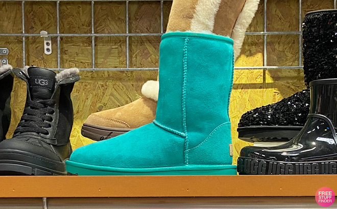 UGG Womens Classic Short II Boot in Emerald Green Color