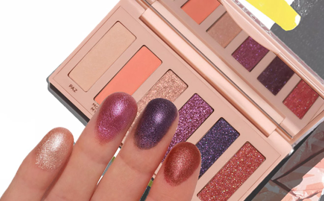 Urban Decay x Smiley Naked Mini Eyeshadow Palette Urban Decay x Smiley Naked Mini Eyeshadow Palette