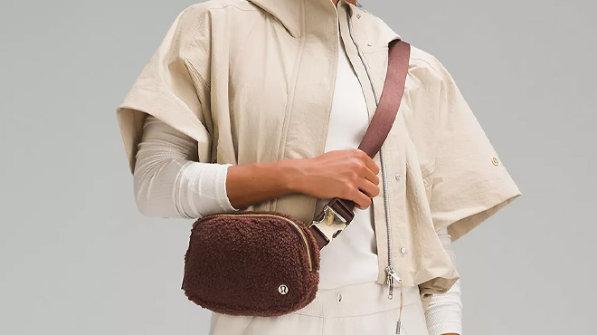 Woman Wearing Lululemon Everywhere Fleece Belt Bag 1L