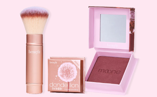 Benefit Cosmetics Blush Mini Highlighter and Brush Set