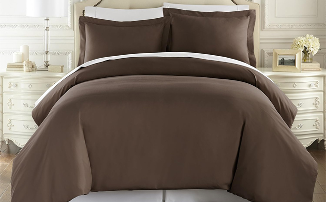 Duvet Cover Brown Queen Size Duvet Cover 3 Piece Soft Breathable Microfiber Duvet Cover Set with Zipper Closure 2 Pillow Shams Duvet Cover Brown Queen Size Duvet Cover 3 Piece Soft Breathable Microfiber Duvet Cover Set with Zipper Closure 2 Pillow Shams