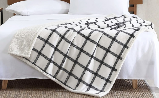 Eddie Bauer Reversible Sherpa Throw Blanket