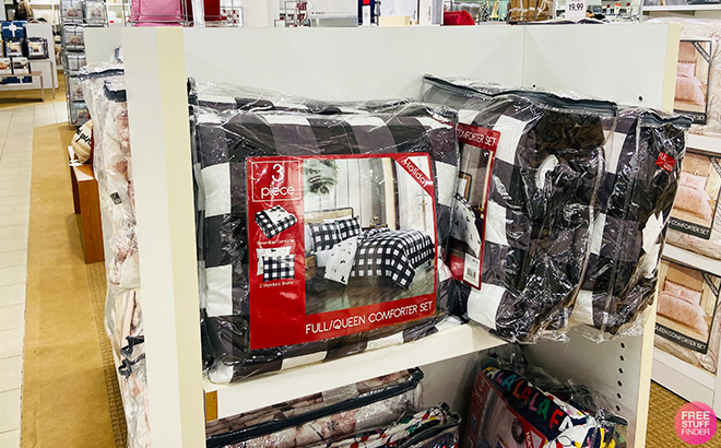 Hallmart Holiday Dogs 3 Piece Comforter Set