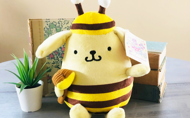 Hello Kitty And Friends Easter Pompompurin Plush