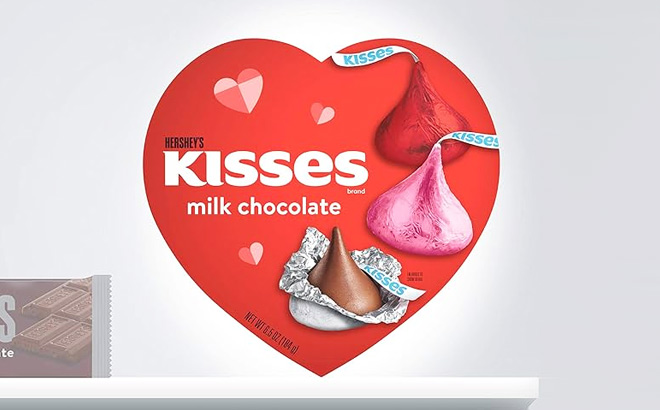 Hersheys Kisses Valentine Heart Candy Box
