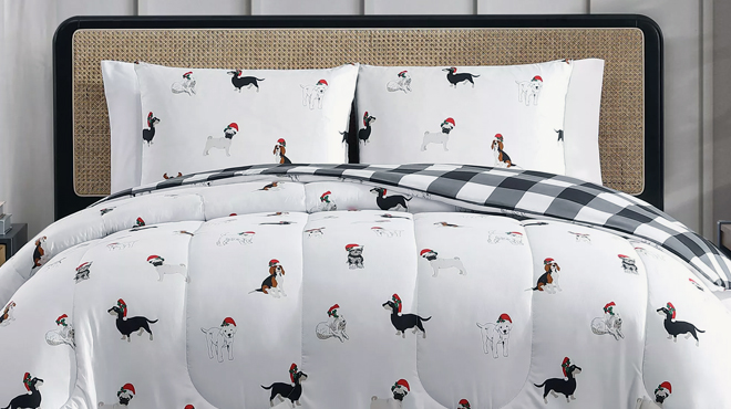 Holiday Dogs 3 Piece Comforter Set