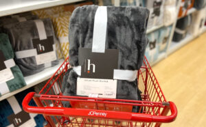 Home Expressions Velvet Plush Solid Throw in a JCPenney Cart