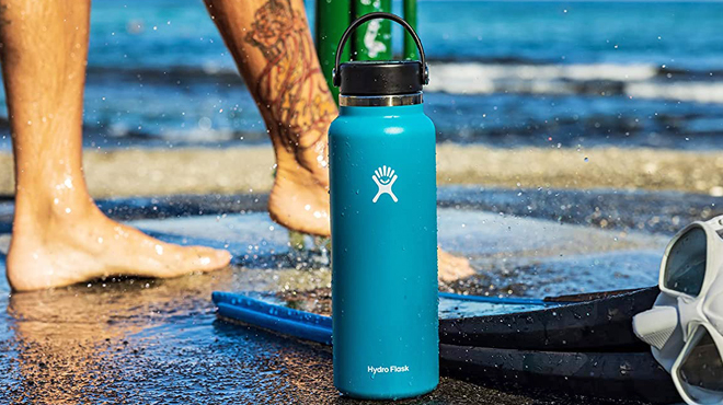Hydro Flask Wide Mouth Vacuum Water Bottle with Flex Cap 40 Ounce in Laguna