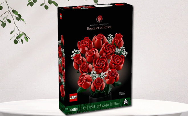 LEGO Icons Bouquet of Roses Box