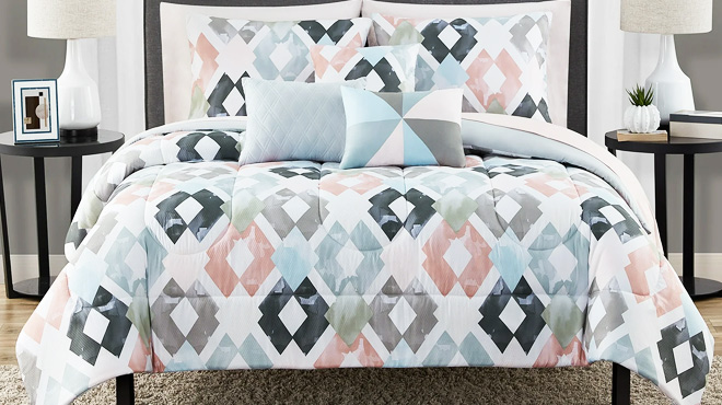 Mainstays 10 Piece Bed in a Bag Comforter Set Mainstays 10 Piece Bed in a Bag Comforter Set