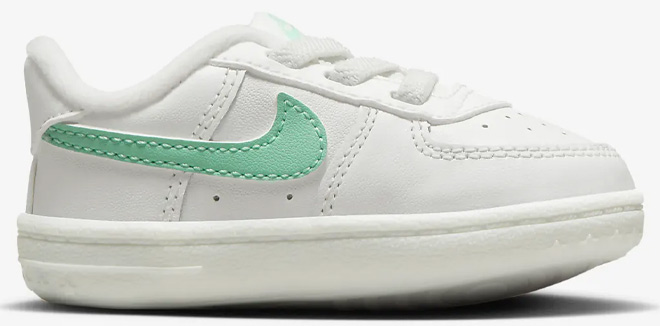 Nike Force 1 Baby Crib Booties in Emerald Rise