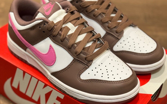 Finish line deals womens nike sale