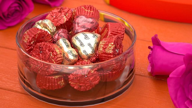 Reeses Valentines Day Miniatures Hearts Chocolate Candy in a Bowl