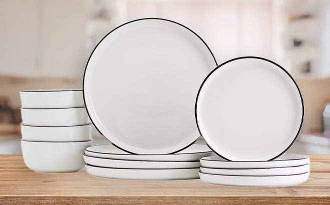 Tabletops Unlimited 12 Piece Dinnerware Sets in White