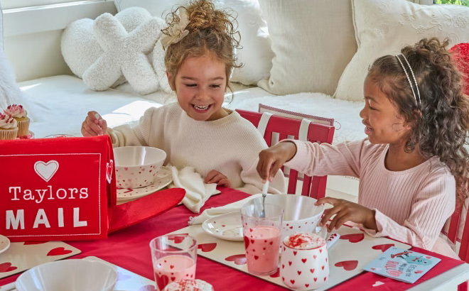 Valentines Day Crafting Party at Pottery Barn