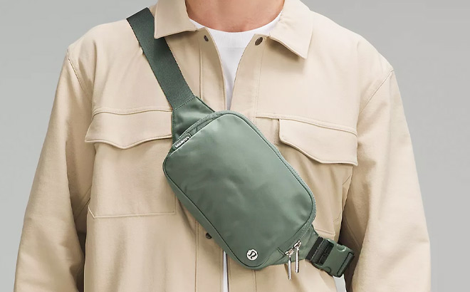A Person Wearing a Lululemon Large Everywhere Belt Bag 2L