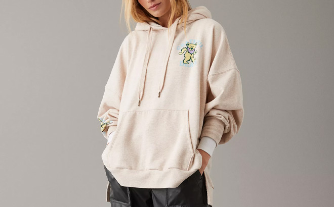 AE Womens Grateful Dead Graphic Big Hug Hoodie AE Womens Grateful Dead Graphic Big Hug Hoodie