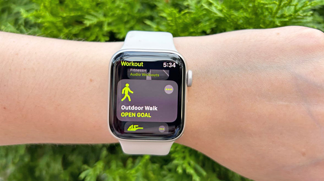 Apple Watch SE 2nd Gen Silver Apple Watch SE 2nd Gen Silver