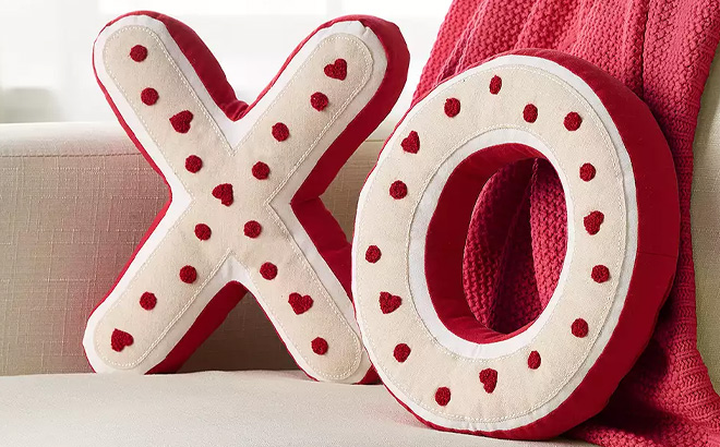 Celebrate Together Valentines Day Linen Xo Shaped 2 Pack Pillows 1