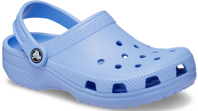 Crocs Kids Classic Clogs in Light Blue Crocs Kids Classic Clogs in Light Blue